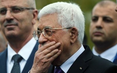 Le président de l'Autorité palestinienne Mahmoud Abbas au siège des Nations unies à New York, le 30 septembre 2015 (Crédit : Spencer Platt / Getty Images / AFP)