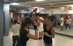 Une classe de Krav Maga dans le centre de Tel Aviv, le 9 octobre 2015 (Crédit : Autorisation Oren Mellul)