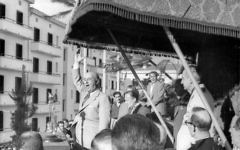 Francisco Franco pendant un discours à EIbar en 1949 (Crédit : Indalecio Ojanguren/ CC-BY-SA 3.0)