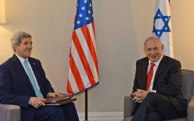 John Kerry et Benjamin Netanyahu à Washington, le 11 novembre 2015 (Crédit : autorisation)