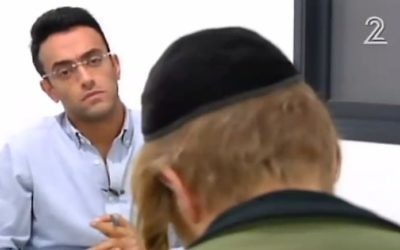 Un suspect de l'attaque terroriste à Duma interviewé par la Deuxième chaîne (Crédit : capture d'écran Channel 2)