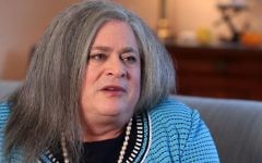 Jennifer Prizker, seule milliardaire ouvertement transgenre, en octobre 2014. (Crédit : capture d'écran Chicago Tribune)
