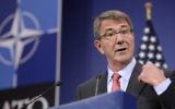 Le secrétaire américain à la Défense Ashton Carter s'adresse à la réunion des ministres de la Défense au siège de l'OTAN au Conseil de l'Atlantique Nord (NAC) à Bruxelles, le 11 février 2016 (Crédit : AFP / THIERRY CHARLIER)