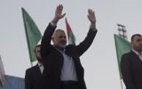 Ismail Haniyeh, chef du Hamas, , pendant un rassemblement anti-Israël à Rafah, dans le sud de la bande de Gaza, le 26 février 2016. (Crédit : Saïd Khatib/AFP)