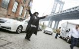 Le rappeur Nissim Baruch Black est désormais une figure incontournable des rues d'Israël. (Crédit: Courtoisie)