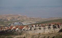 L'implantation israélienne de Maale Adumim, en Cisjordanie, le 25 février 2016. (Crédit : Yonatan Sindel/Flash90)