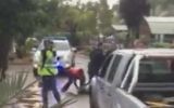 La scène d'une attaque au couteau à Ashkelon le 7 février 2016. (Capture d'écran : Twitter/Eli Shlezinger)