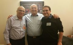 Le député Elie Elalouf (centre), président de la commission des Affaires sociales et de la Santé, et Mickael Bensadoun (à droite), Directeur de Qualita, ont rencontré hier Shuki Shemer (à gauche), le président d'Assuta, une chaine d’hôpitaux en Israël. (Crédit : Qualita.org.il)