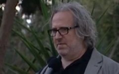 Le réalisateur israélien Udi Aloni (Crédit : capture d'écran Dixième chaîne)