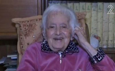 Maniya Bergson a attendu 100 ans pour fêter son 25ème anniversaire, le 29 février 2016. (Crédit : capture d'écran Deuxième chaîne)