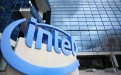 Cette photo d'archives prise le 24 février 2011 montre l'immense campus d'Intel à Santa Clara, en Californie. (Crédit photo : AFP PHOTO / KIMIHIRO HOSHINO)