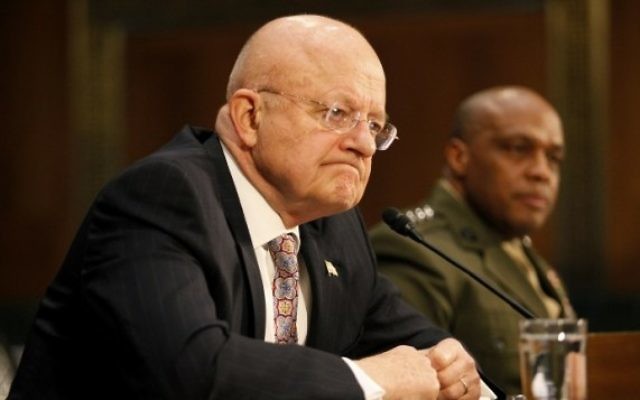 Le directeur américain des renseignements nationaux, James Clapper, à Washington, DC, le 26 février 2015. (Crédit : Evy Mages/Getty Images/AFP) Le directeur américain des renseignements nationaux, James Clapper, à Washington, DC, le 26 février 2015. (Crédit : Evy Mages/Getty Images/AFP)