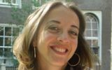 Ebru Umar, 45 ans, (Crédit : CC BY Oscar, Wikipedia)