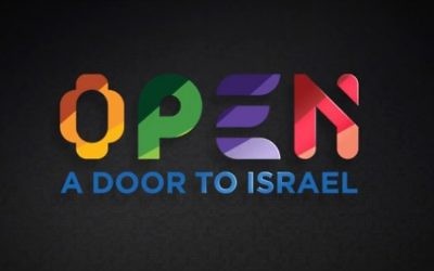 Le logo de l'exposition 'ouvrir une porte sur Israël'. (Crédit : ministère des Affaires étrangères)