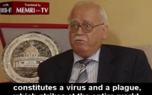 L'ancien gouverneur de l'autorité monétaire palestinienne, le Dr Fouad Bseiso, a déclaré sur al-Quds TV que l'activité financière juive était responsable de la crise mondiale de 2008. (Crédit : capture d'écran YouTube/MEMRI) L'ancien gouverneur de l'autorité monétaire palestinienne, le Dr Fouad Bseiso, a déclaré sur al-Quds TV que l'activité financière juive était responsable de la crise mondiale de 2008. (Crédit : capture d'écran YouTube/MEMRI)