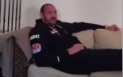 Tyson Fury, boxeur britannique, a appelé ses spectateurs à se méfier du lavage de cerveaux du "peuple juif, sioniste", dans une vidéo publiée en mai 2016. (Crédit : capture d'écran YouTube/Renegade Broadcasting)