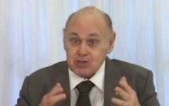 Gerson Bergher, politicien brésilien juif et ancien président de l'Organisation sioniste brésilienne. (Crédit : capture d'écran YouTube)