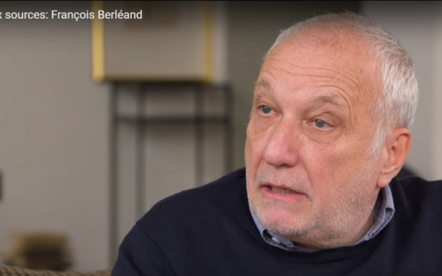 François Berléand dans l'émission "Retour aux sources. (Crédit : Capture d’écran/YouTube)