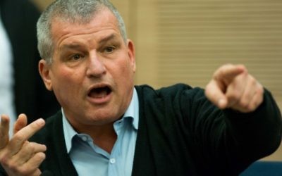 Miki Rosenthal, député de l'Union sioniste, pendant une réunion de la Commission de l'éducation, de la culture et des sports de la Knesset, le 22 décembre 2015. (Crédit : Yonatan Sindel/Flash90)