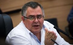 David Bitan, député du Likud  et président de la coalition, le 11 janvier 2016. (Crédit : Miriam Alster/Flash90)
