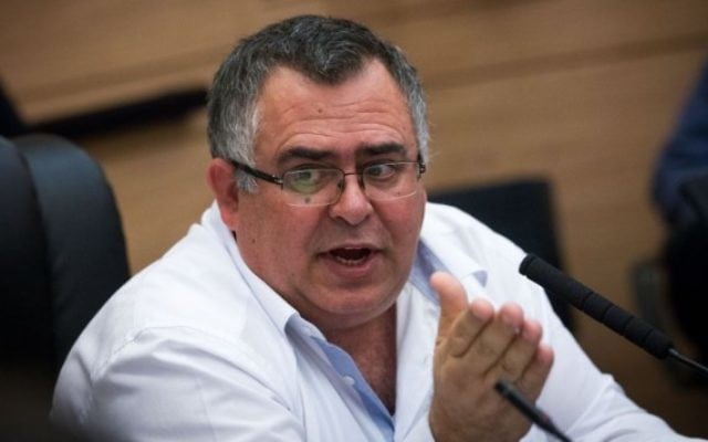 David Bitan, député du Likud  et président de la coalition, le 11 janvier 2016. (Crédit : Miriam Alster/Flash90)