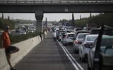 Un pont sur la route 6. Illustration. (Crédit : Hadas Parush/Flash90)