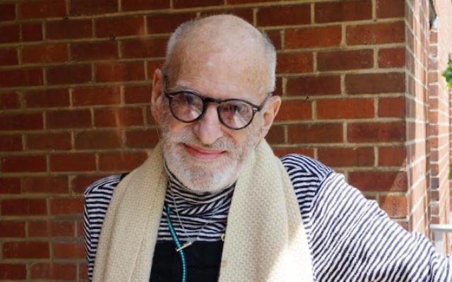 Larry Kramer, l'une des plus grandes figures de l'histoire du militantisme LGBTQ et de la lutte contre le sida. (Crédits : autorisation de HBO) Larry Kramer, l'une des plus grandes figures de l'histoire du militantisme LGBTQ et de la lutte contre le sida. (Crédits : autorisation de HBO)