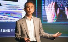 Young Sohn s'exprime au Sommet de l'innovation Samsung à Tel Aviv (Crédit : autorisation)