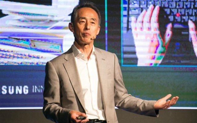 Young Sohn s'exprime au Sommet de l'innovation Samsung à Tel Aviv (Crédit : autorisation)