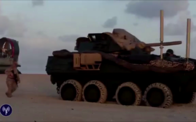 L’exercice 'Noble Shirley' dans le désert du Néguev d'Israël vise à préparer les forces américaines à la lutte contre l'État islamique, juillet 2016 (Crédit : capture d'écran YouTube)
