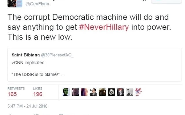 Une capture d'écran du tweet supprimé par l'ancien lieutenant-général de l’armée américaine Michael Flynn, qui a republié un tweet accusant les Juifs d'une fuite de mails du Comité national démocratique