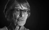 Brunhilde Pomsel, l'anciennne secrétaire personnelle du ministre nazi de la propagande Joseph Goebbels, dans un film sur sa vie, 'Une vie allemande'. (Crédit : capture d'écran YouTube)