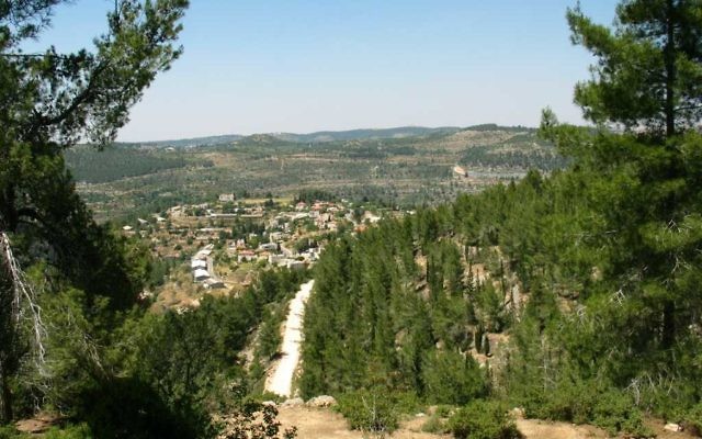 Le moshav d'Even Sapir, près de Jérusalem. Illustration. (Crédit : Ester Inbar, via WikiCommons