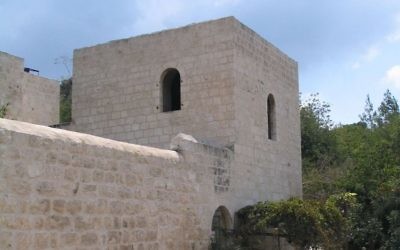 L'auberge de Shaar Hagai (Crédit : CC-BY-3.0 Bukvoed/Wikipedia)