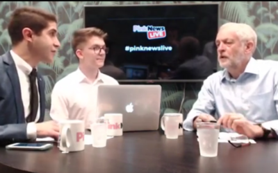 Jeremy Corbyn, président du Labour, se défend d'avoir été payé pour apparaître sur une chaîne de télévision iranienne pendant un entretien avec Pink News, le 1er septembre 2016. (Crédit : capture d'écran Facebook)