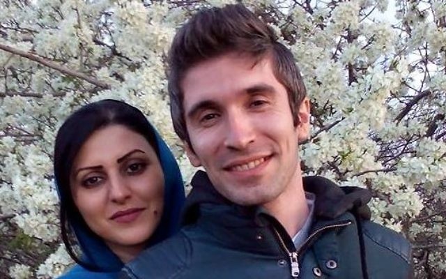 Golrokh Ebrahimi Iraee et son mari, Arash Sadeghi. (Crédit : Facebook) Golrokh Ebrahimi Iraee et son mari, Arash Sadeghi. (Crédit : Facebook)