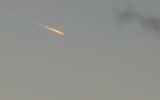 Une mystérieuse boule de feu orangée dans le ciel du centre d'Israël, le 24 octobre 2016. (Crédit : capture d'écran Deuxième chaîne)