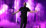 Drake sur la scène du festival iHeartRadio 2016 à Las Vegas, le 23 septembre 2016. (Crédit : Christopher Polk/Getty Images for iHeartMedia)