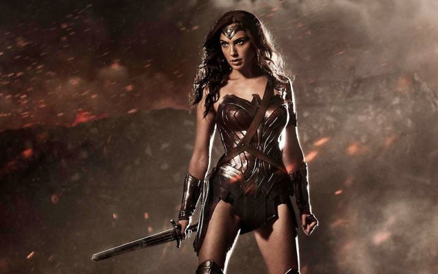 L'actrice israélienne Gal Gadot incarne Wonder Woman au cinéma. (Crédit : Zack Snyder/Warner Bros)