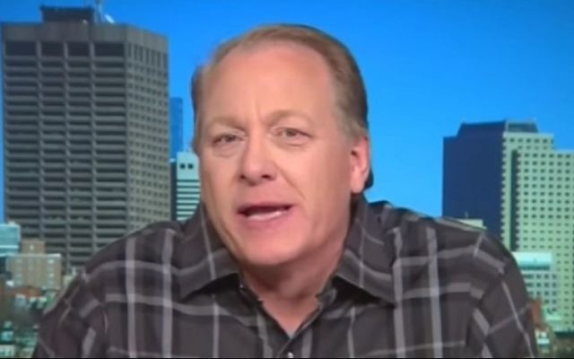 Curt Schilling, ancien lanceur des Red Sox de Boston, sur CNN, le 22 octobre 2016. (Crédit : capture d'écran YouTube) Curt Schilling, ancien lanceur des Red Sox de Boston, sur CNN, le 22 octobre 2016. (Crédit : capture d'écran YouTube)