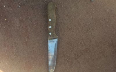 Le couteau qui aurait été utilisé pour une tentative d'attaque contre des soldats israéliens devant l'implantation d'Ofra, en Cisjordanie, le 3 novembre 2016. (Crédit : unité des porte-paroles de l'armée israélienne)
