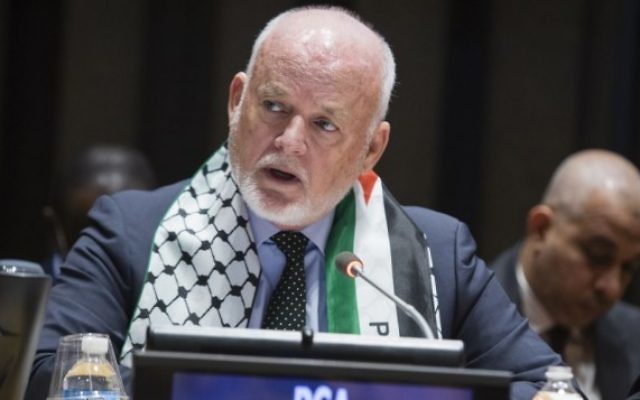 LE président de la 71ème Assemblée générale des Nations unies, Peter Thomson des Îles Fidji, lors d'une réunion extraordinaire à l'occasion de la Journée internationale de solidarité avec le peuple palestinien le 29 Novembre 2016. (Crédit :UN Photo/Manuel Elias) LE président de la 71ème Assemblée générale des Nations unies, Peter Thomson des Îles Fidji, lors d'une réunion extraordinaire à l'occasion de la Journée internationale de solidarité avec le peuple palestinien le 29 Novembre 2016. (Crédit :UN Photo/Manuel Elias)