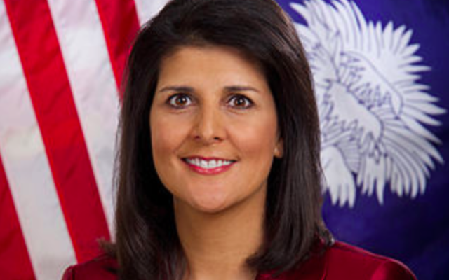 Nikki Haley en 2014 (Crédit : Official South Carolina Governor's Office par Sam Holland) Nikki Haley en 2014 (Crédit : Official South Carolina Governor's Office par Sam Holland)