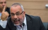 Le député arabe israélien Osama Saadi pendant une réunion de la commission des Affaires internes de la Knesset, le 10 novembre 2015. (Crédit : Yonatan Sindel/Flash90)