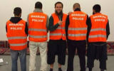 La « police de la charia » à Wuppertal, en Allemagne (Crédit : Shariah Police / Facebook)