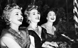 L'actrice américaine Zsa Zsa Gabor, au centre, entourée de ses sœurs Eva, à gauche, et Magda, en janvier 1954. (Crédit : AFP)