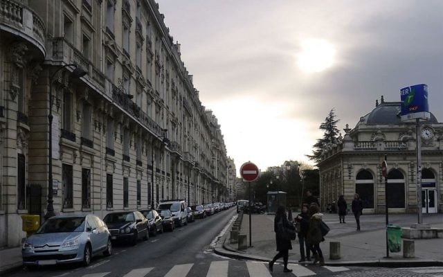 Le boulevard Flandrin avec, à droite, la gare RER C de l'avenue Foch, à Paris. Illustration. (Crédit : Mbzt — Travail personnel/CC BY 3.0/WikiCommons) Le boulevard Flandrin avec, à droite, la gare RER C de l'avenue Foch, à Paris. Illustration. (Crédit : Mbzt — Travail personnel/CC BY 3.0/WikiCommons)