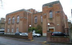 La synagogue de la Congrégation hébraïque d'Édimbourg, construite en 1932. (Crédit : Wikimedia Commons via JTA)