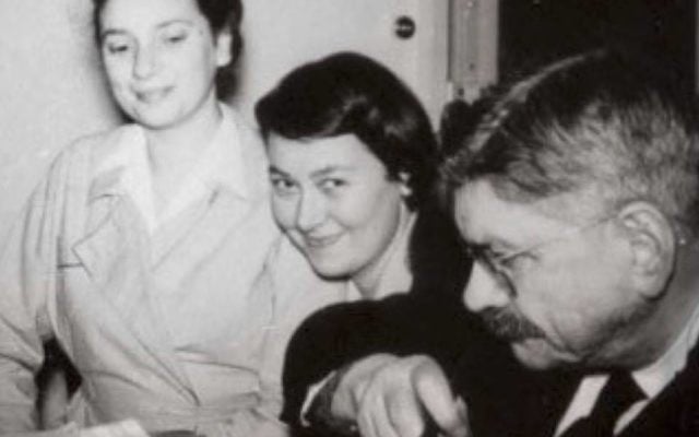 Yvonne Levyne, Colette Baer Veil et Edmond Maurice Levy à Alliance Israélite Universelle (Crédit: Anne BAER/Facebook). Yvonne Levyne, Colette Baer Veil et Edmond Maurice Levy à Alliance Israélite Universelle (Crédit: Anne BAER/Facebook).
