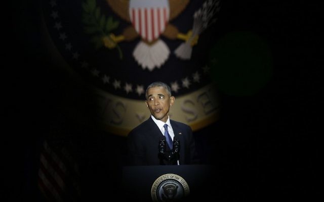 Le président américain Barack Obama pendant son discours d'adieu, à Chicago, le 10 janvier 2017. (Crédit : Joshua Lott/AFP) Le président américain Barack Obama pendant son discours d'adieu, à Chicago, le 10 janvier 2017. (Crédit : Joshua Lott/AFP)
